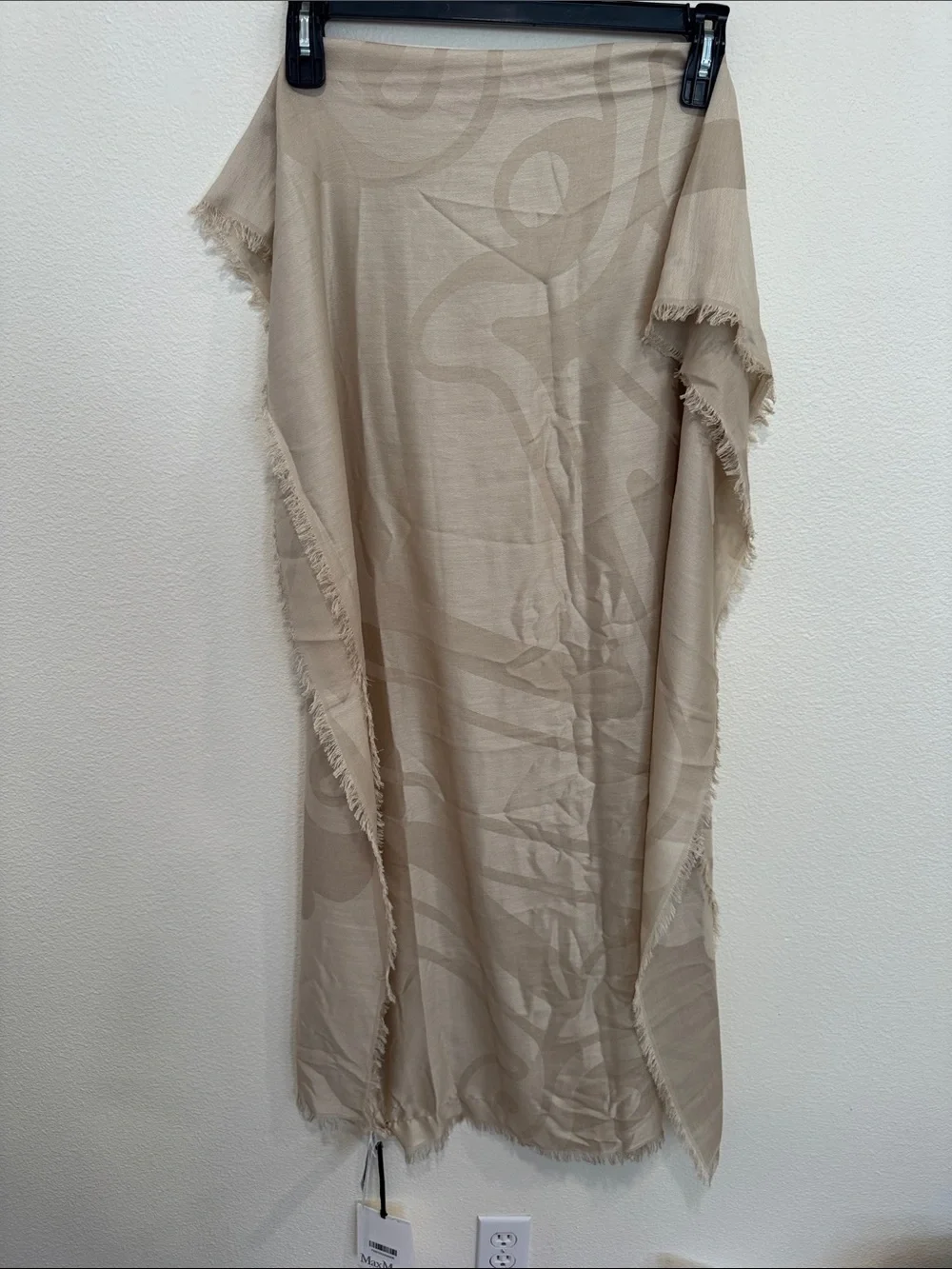 MaxMara Beige Logo-Pattern Fringed Wrap Scarf, 90” x 28”